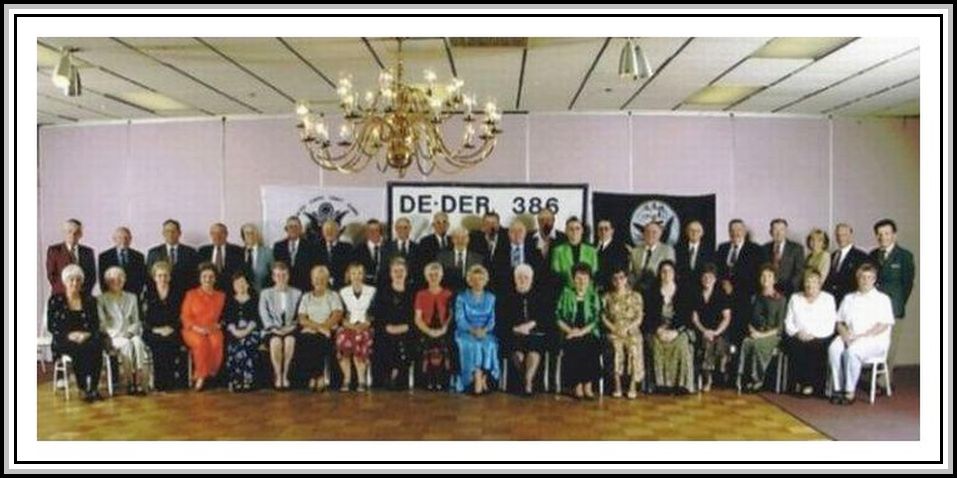 photograph of 2000 DE/DER-386 Reunion Association with wives