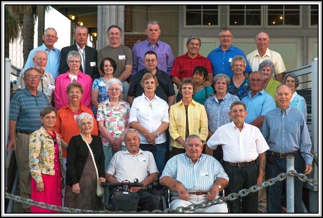 photograph of 2012 reunion attendees