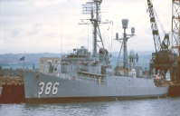 photograph of the 386 at Bravo Pier, Pearl Harbor