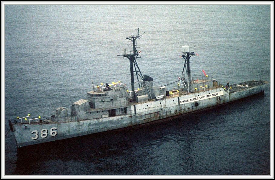 photograph of the DER-386 as a Target Ship