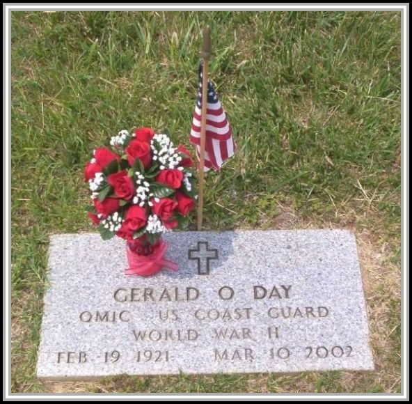 photograph of gravesite - Gerald O. Day - Memorial Day 2007