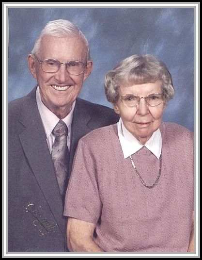 photograph of Rollins and June Coakley.  Venice, Florida.  March 2006.